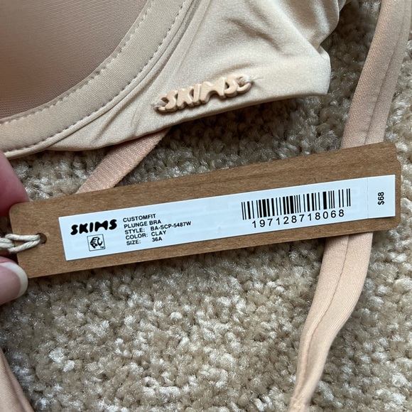 NWT Skims bras - set of 3 36A and 38A - Picture 11 of 11